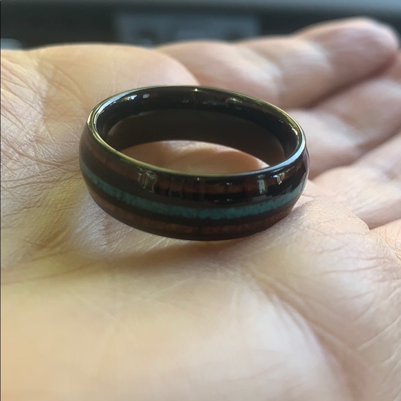 8mm Wood & Crushed Turquoise Tungsten Wedding band - Picture 5 of 12